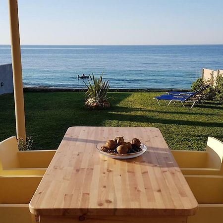 Nautilus House Villa Sztalósz Kültér fotó